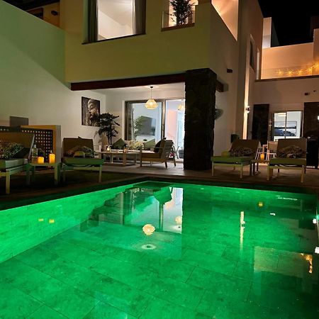 Welcome To Villa Bali A Luxurious Modern Getaway Los Cristianos  Exteriör bild