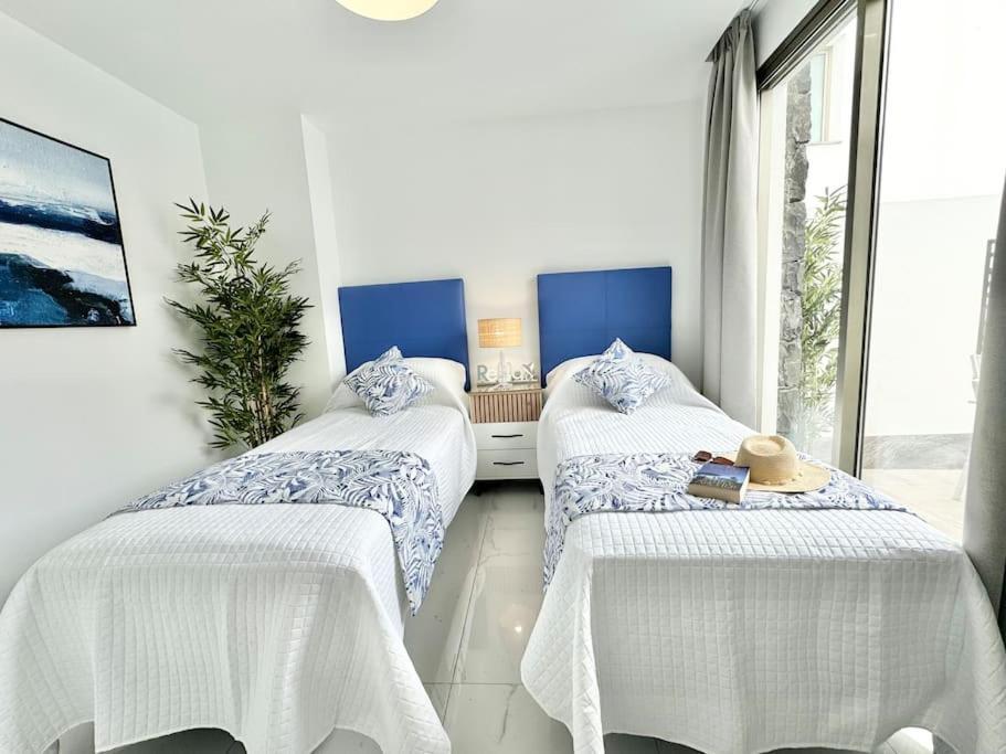 Welcome To Villa Bali A Luxurious Modern Getaway Los Cristianos  Exteriör bild